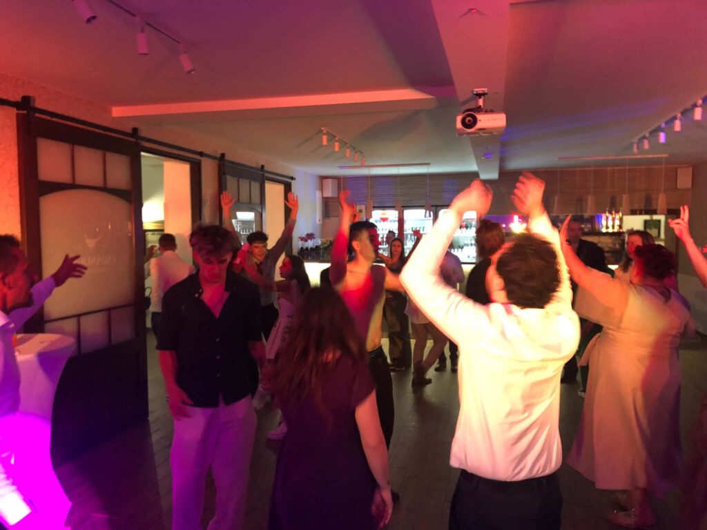 DJ Bomiboy a Fácánliget Rendezvényházban Nádudvaron